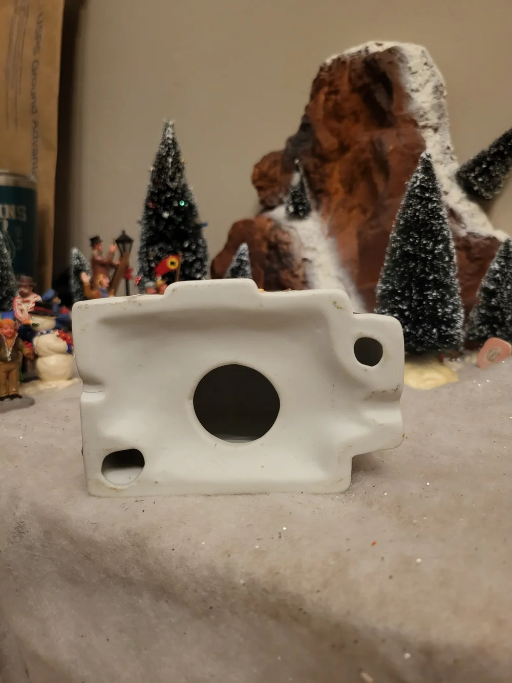 Vintage Victorian Village Collectibles Ceramic City Hall Christmas Village Light